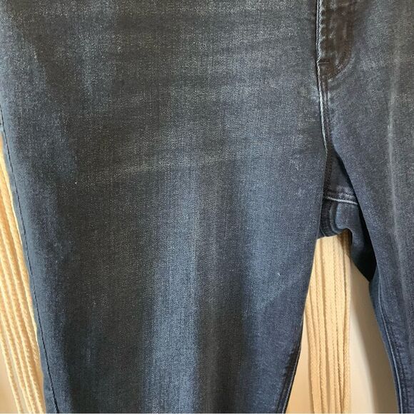 OLD NAVY Women’s Rockstar Super Skinny High Rise Dark Wash Jeans Bermuda 16 - Picture 8 of 13